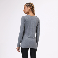 Lade das Bild in den Galerie-Viewer, Model Back: Uv Line Fitness-Top Sport Fit Mescla