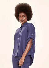 Lade das Bild in den Galerie-Viewer, Gallery: Uv Line Hemdblusenkleid Shirt Copa Navy Blue Upf50+