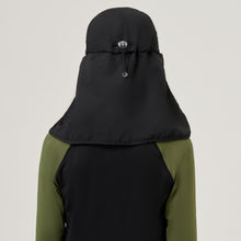 Lade das Bild in den Galerie-Viewer, Model Back: Uv Line Mützen Legionario Teens Preto Upf50+
