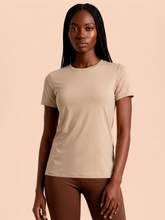Lade das Bild in den Galerie-Viewer, Gallery: Uv Line Rashguard T-Shirt Fem New Fit Fem Sand Upf50+
