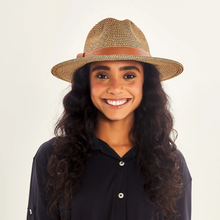 Lade das Bild in den Galerie-Viewer, Model Front: Uv Line Fedora-Hut Hat Giovana Imp Fem Mescla Upf50+
