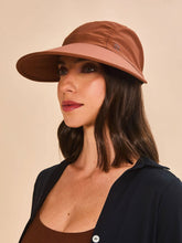 Lade das Bild in den Galerie-Viewer, Image 02: Uv Line Mützen Visor Capri Colors Nac Fem Coniac Upf50+
