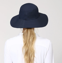Lade das Bild in den Galerie-Viewer, Model Back: Uv Line Schlapphut Hat Lyon Nac L Fem Navy Blue Upf50+
