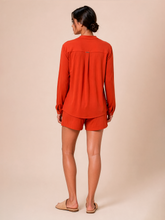 Lade das Bild in den Galerie-Viewer, Model Back: Uv Line Hemdblusenkleid Shirt Bella Pitanga Upf50+
