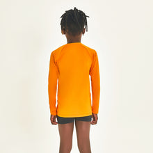Lade das Bild in den Galerie-Viewer, Model Back: Uv Line Rashguard Longsleeve Uprpo Inf Amarelo Queimado Upf50+
