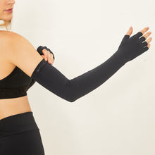 Lade das Bild in den Galerie-Viewer, Image 06: Uv Line Handschuhe Extra Long Glove Preto Upf50+
