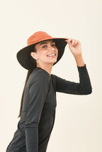 Lade das Bild in den Galerie-Viewer, Image 02: Uv Line Schlapphut San Diego Preto Caramelo Upf50+
