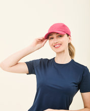 Lade das Bild in den Galerie-Viewer, Beach Tennis Cap Fuchsia UPF50+
