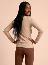 Lade das Bild in den Galerie-Viewer, Image 05: Uv Line Rashguard Longsleeve Fem New Fit Sand Upf50+
