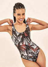 Lade das Bild in den Galerie-Viewer, Model Front: Uv Line Badeanzug Swimsuit Coqueiros Bege Upf50+
