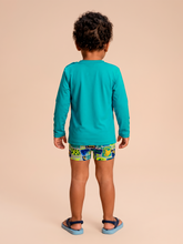 Lade das Bild in den Galerie-Viewer, Model Back: Uv Line Rashguard Longsleeve Baby Green Sea Upf50+
