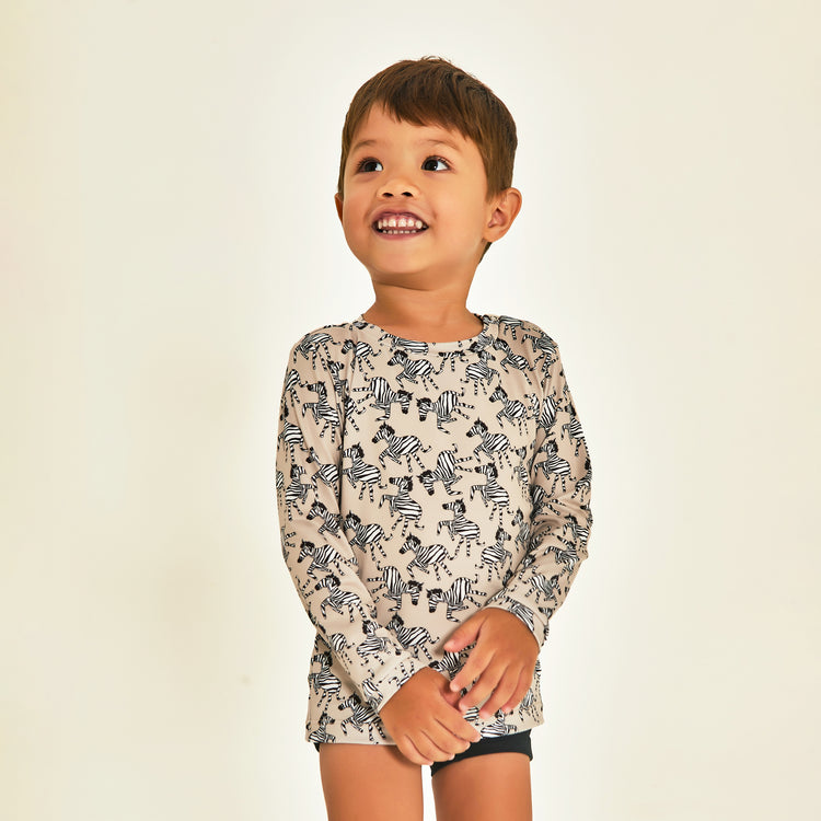 Model Front: Uv Line Rashguard Longsleeve Baby Zebra Upf50+