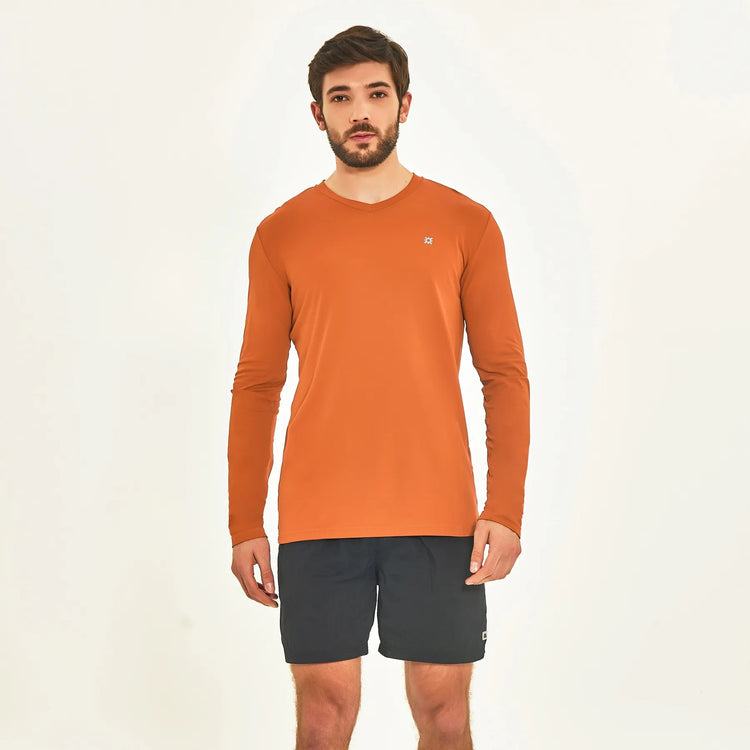 Model Front: Uv Line T-Shirts Für Herren Longsleeve Sport Fit Caramelo