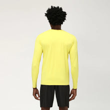Lade das Bild in den Galerie-Viewer, Model Back: Uv Line Fitness-Top Longsleeve Uvpro Amarelo Upf50+
