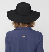 Lade das Bild in den Galerie-Viewer, Model Back: Uv Line Schlapphut Lyon Preto
